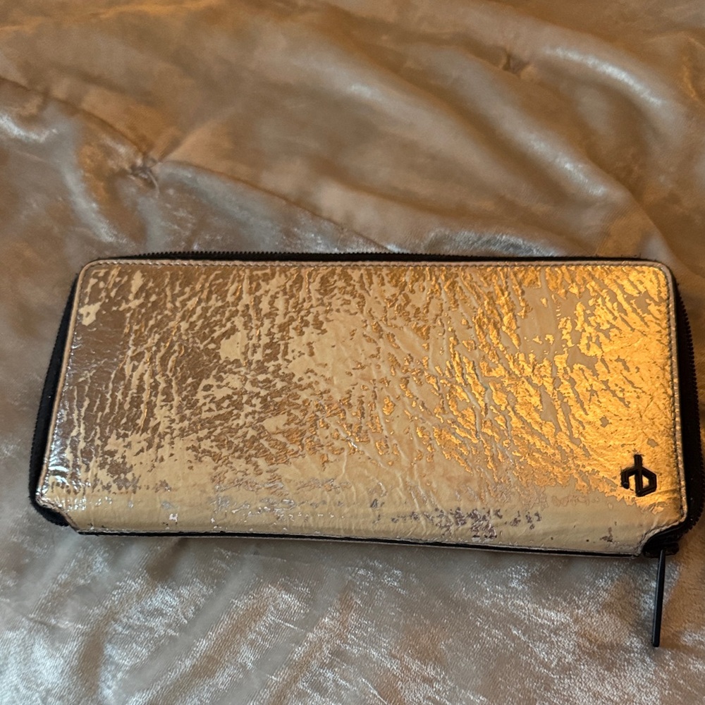 Rag & Bone Silver Textured Wallet